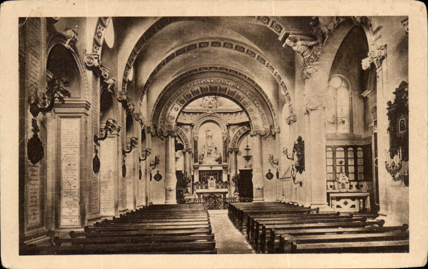 CPA Chapelle des Carmelites de Lisieux