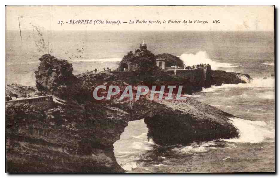 CPA Biarritz La Rocher percee le Rocher de la Vierge