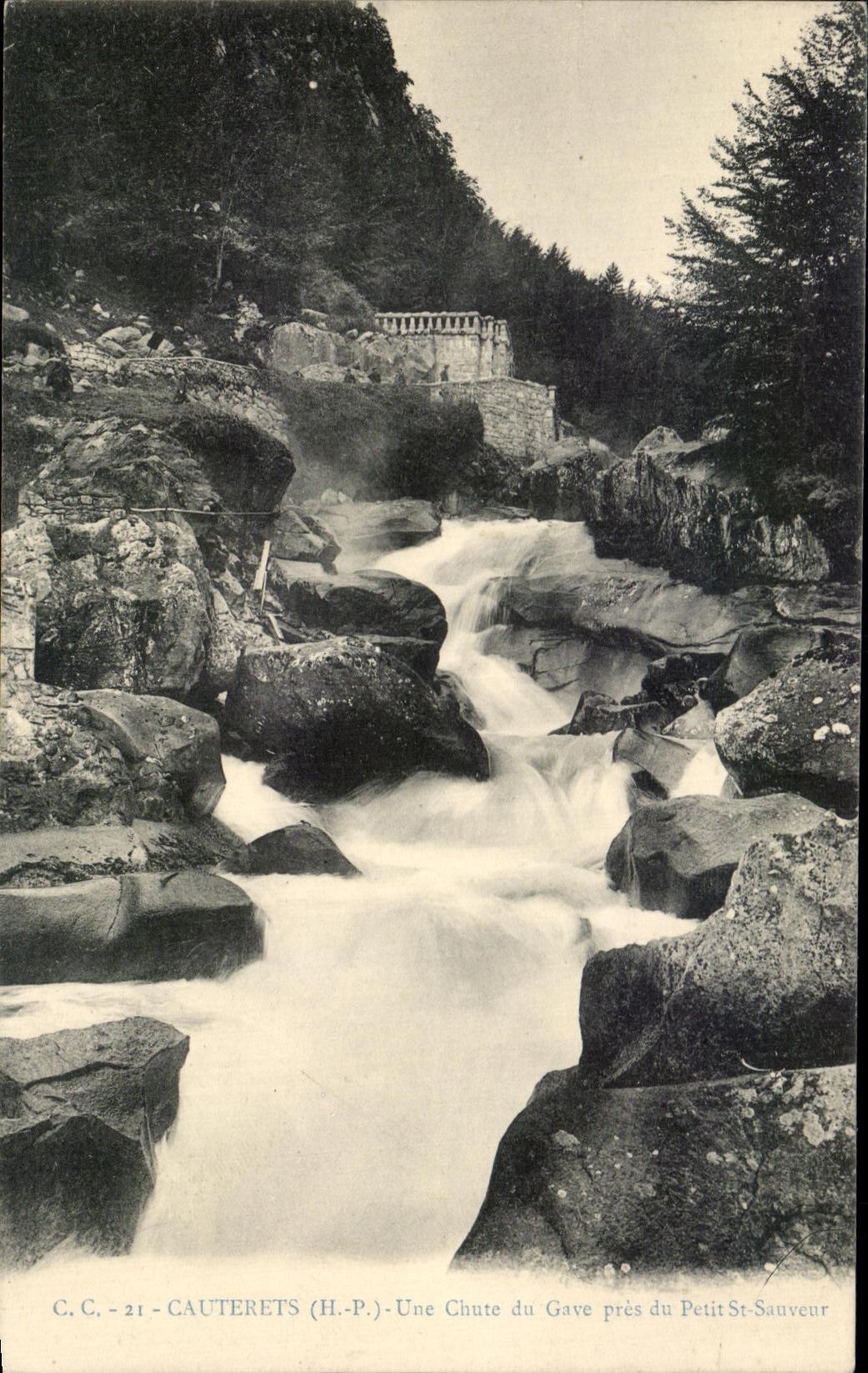 Cauterets (H.P.) - Une Chute du Gave près du Petit St-Sauveur — C.C. - 21