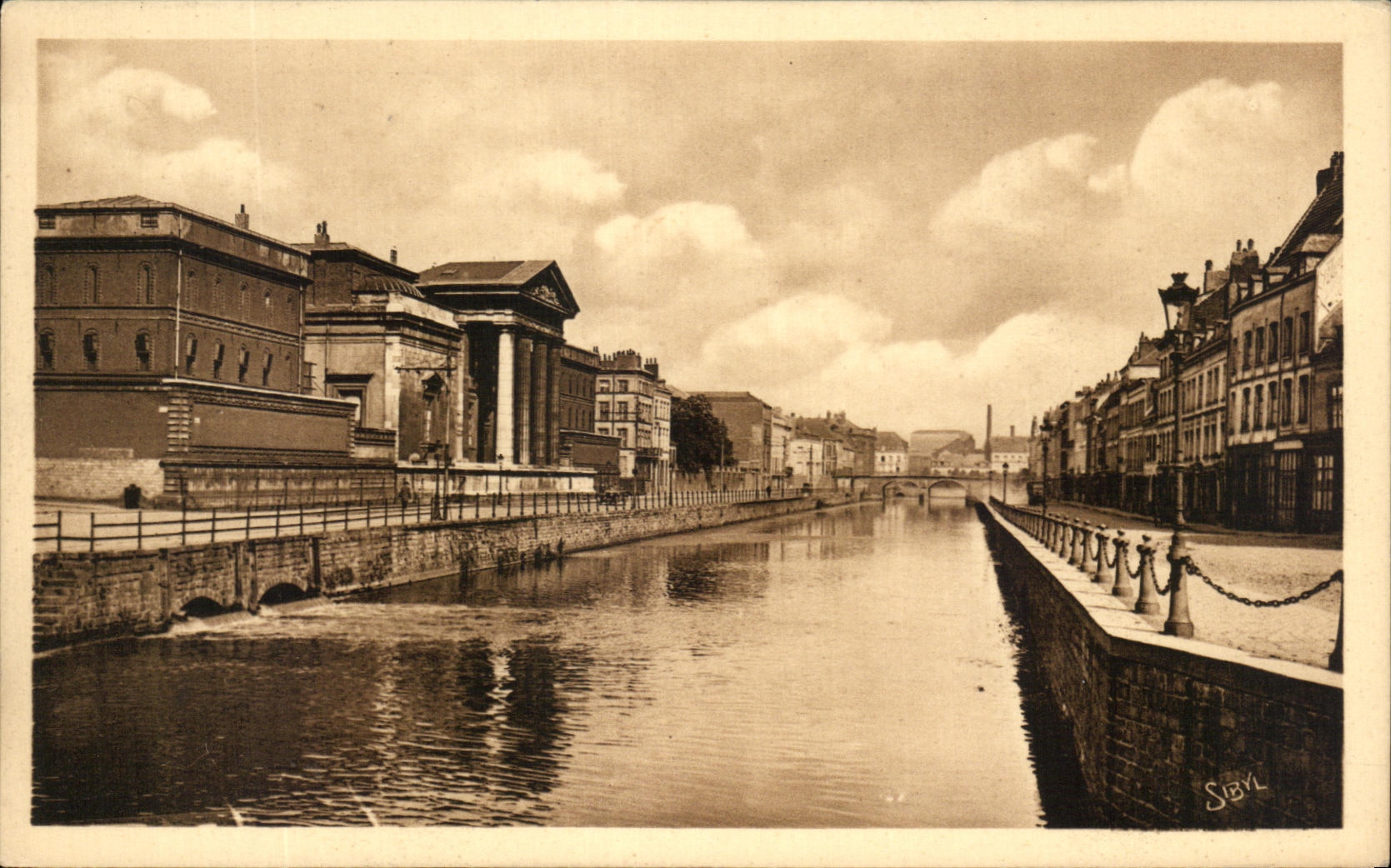 CPA Lille Le Palais De Justice Et La Basse Deule