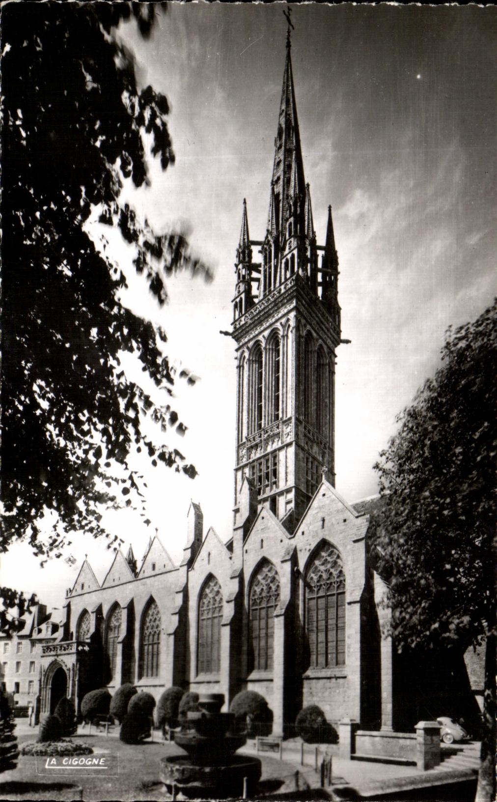 CPA Saint Pol De Leon Chapelle du Kreisker son Magnifique clocher