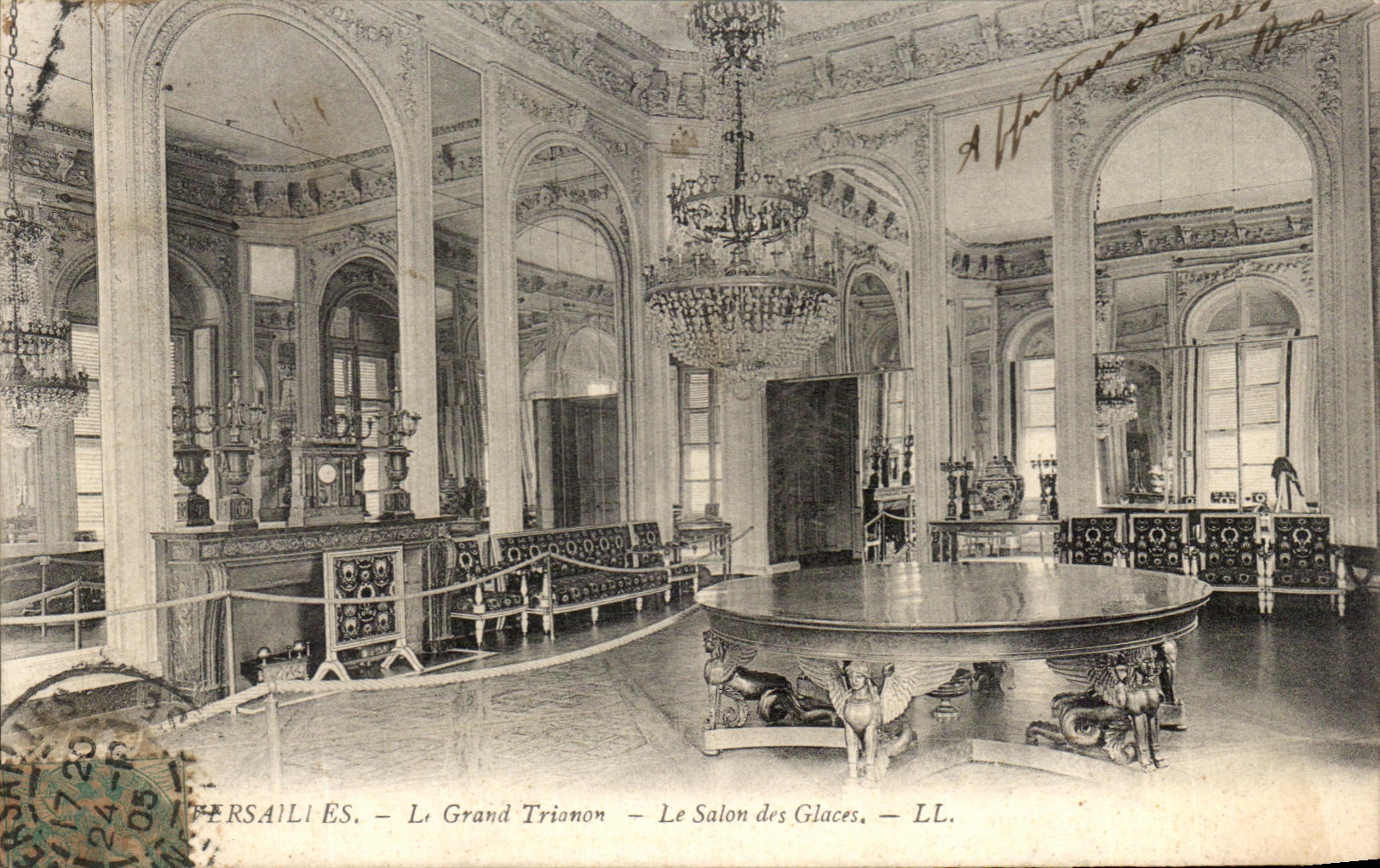 CPA Versailies Le Grand Trianon Le Salon des Glaces