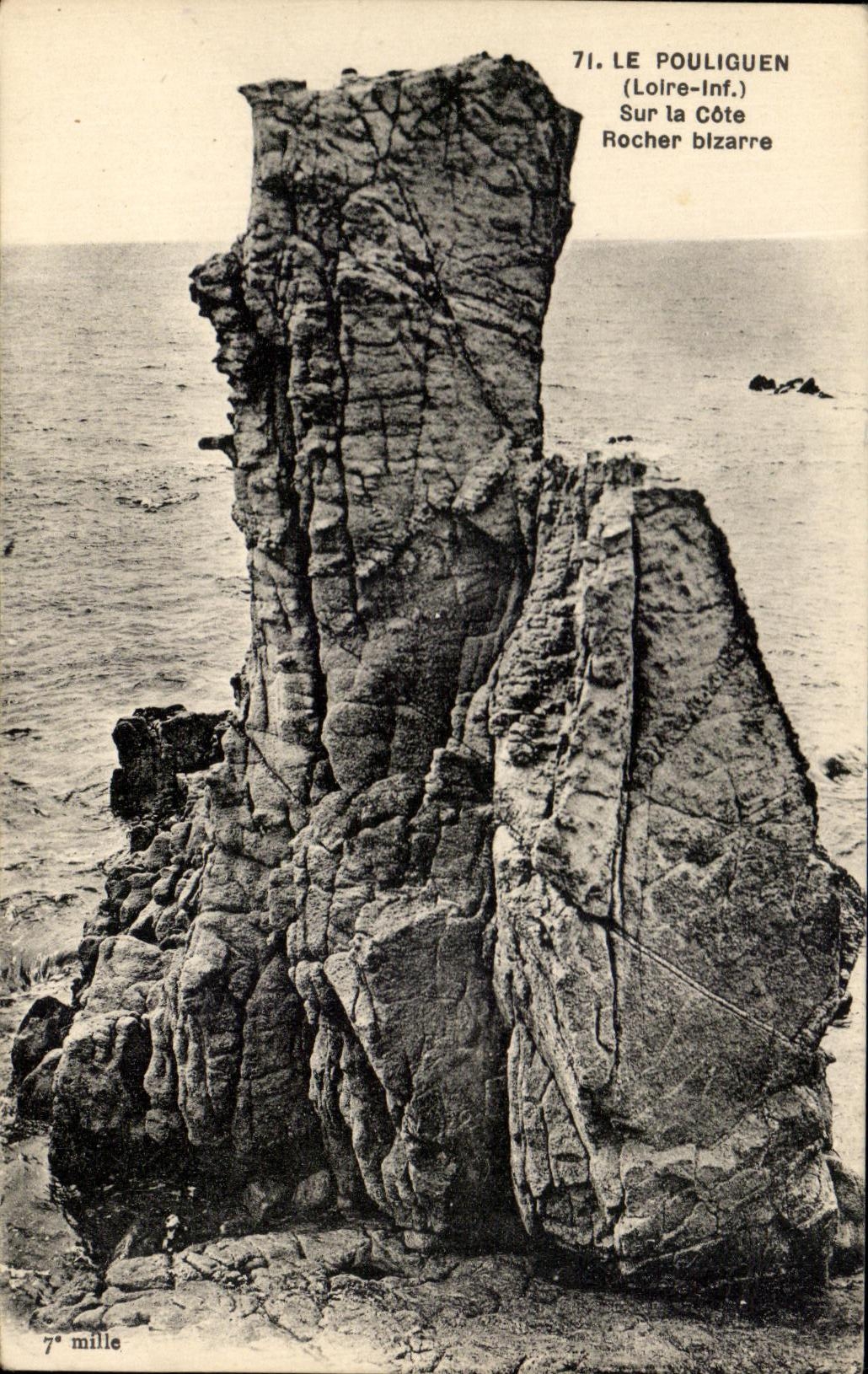 CPA Le Pouliguen Sur la Cote Gorge entre Rochers bizarre