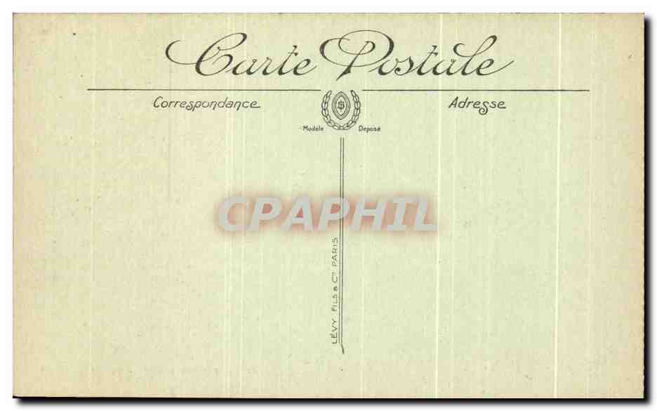 CPA Arras Vue De La Petite Place Militaria  — Rückseite
