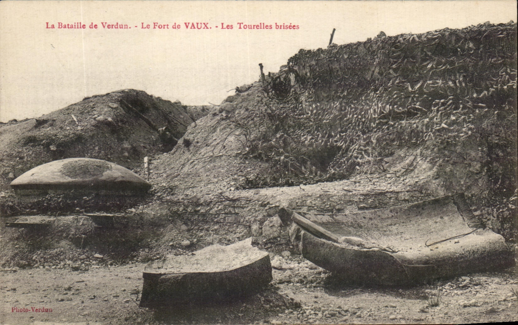 La Bataille de Verdun - Le Fort de VAUX - Les Torelles brisées