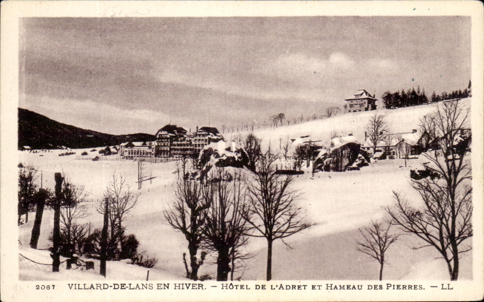 CPA Villard De Lans En Hiver Hotel De l'Adret Et Hameau Des Pierres