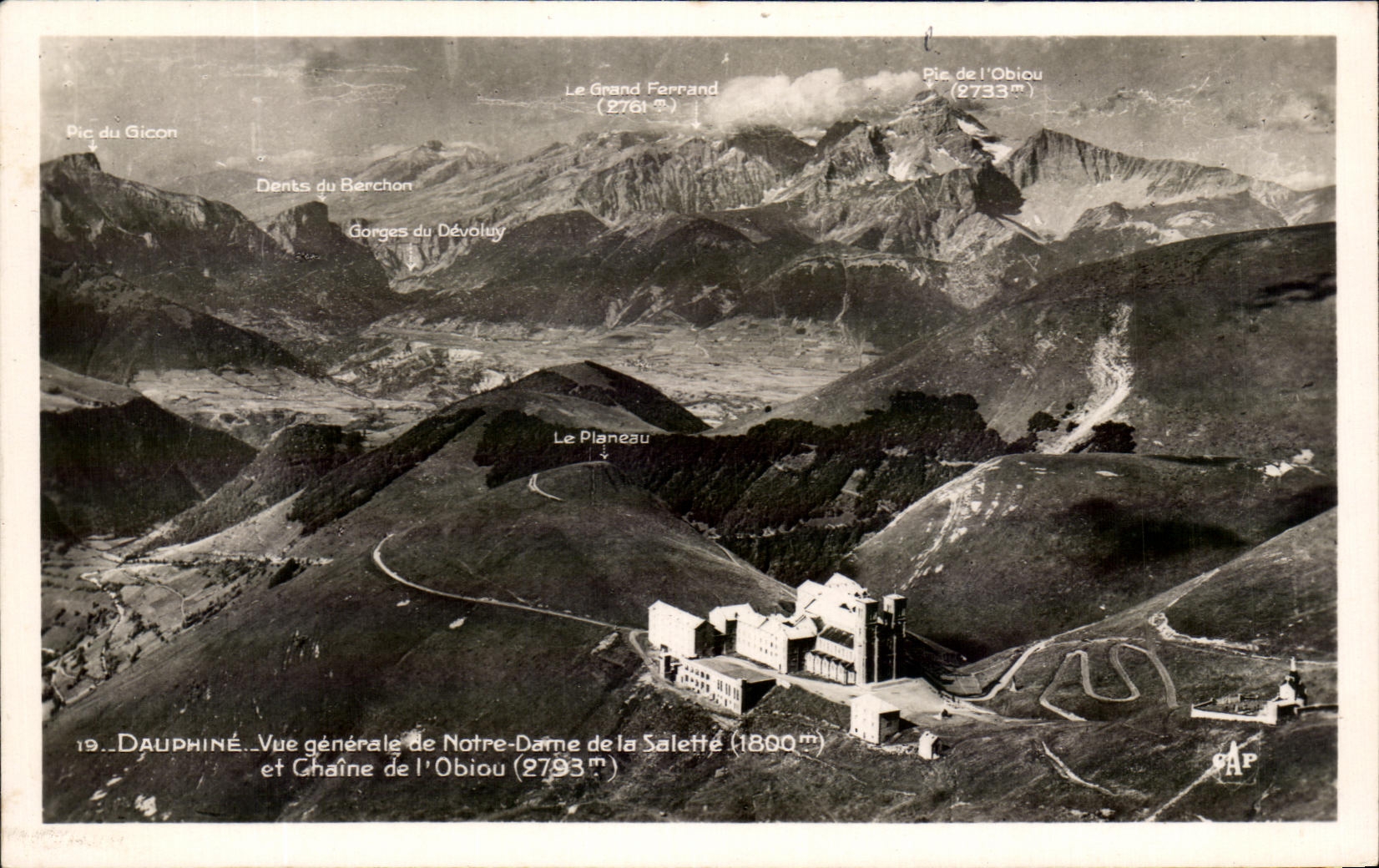 CPA Dauphine Vue Generale De Notre Dame De La Salette Et Chaine De l'Obiou