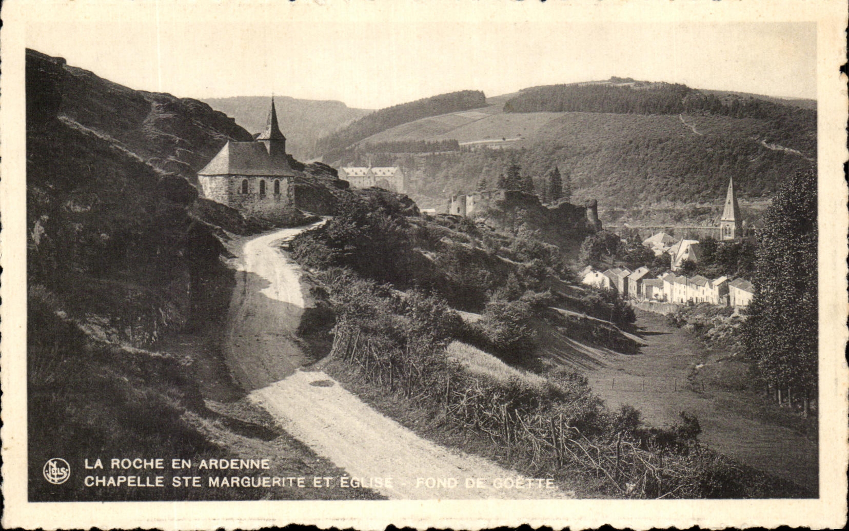 La Roche en Ardenne — Chapelle Sainte Marguerite et église — Fond de Goëtte — éditeur N. Bus