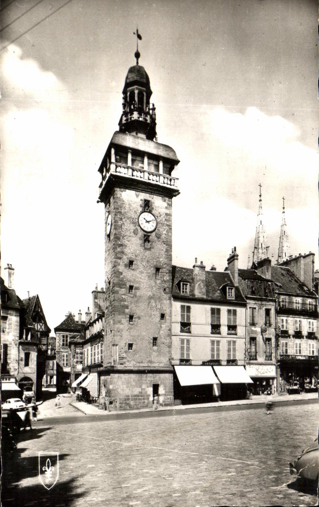 CPA Moulins Beffroi Jacquemart