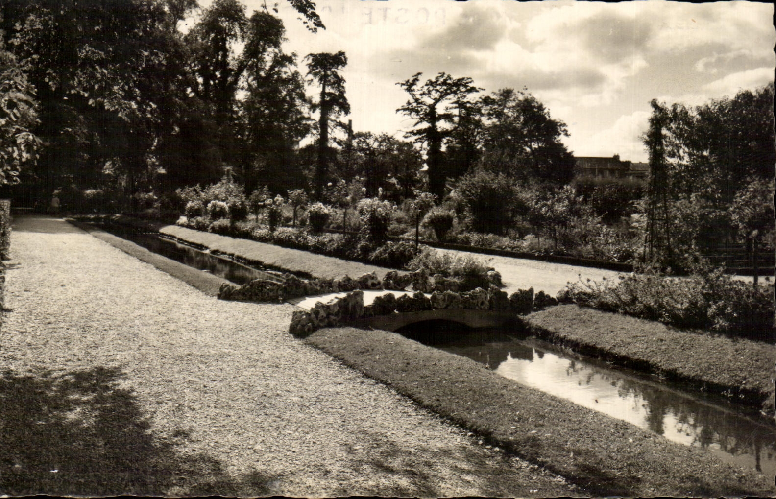 CPSM Dijon Les jardins de Arquebuse