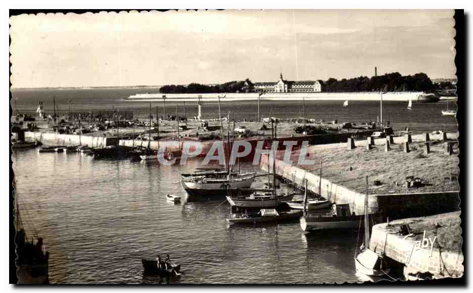 CPSM Le Croisic Vue Generale du sanatorium de Pen Bron