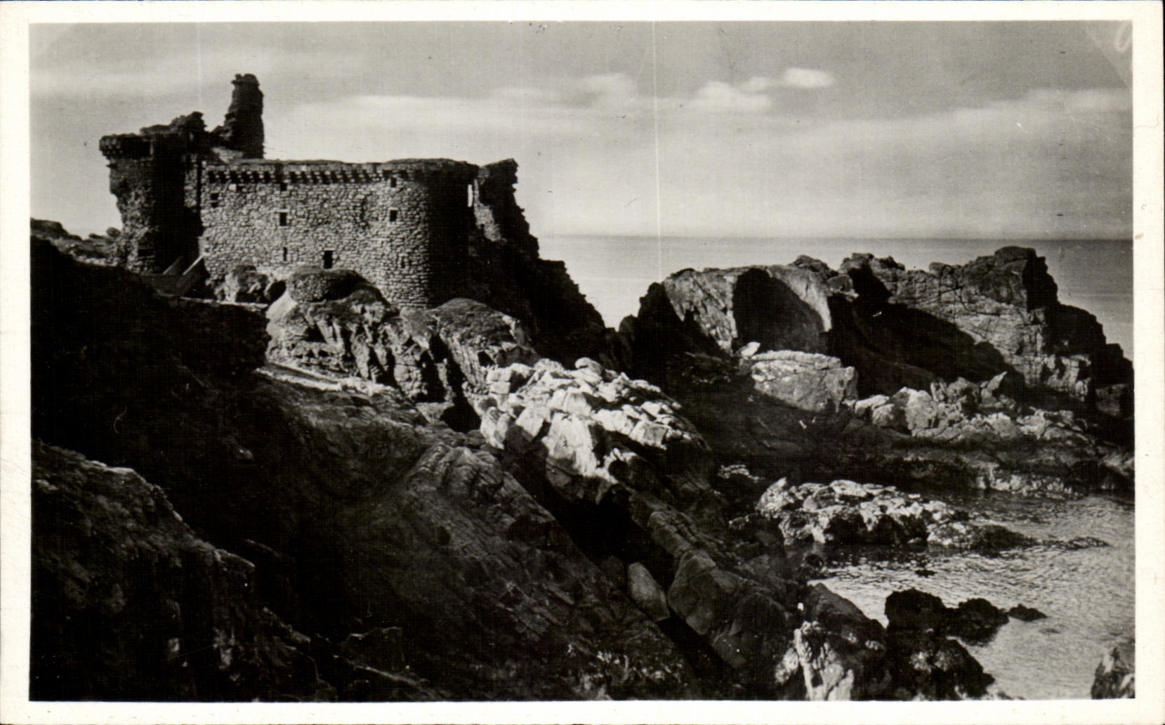 CPA Ile d'Yeu Le Vieux Chateau