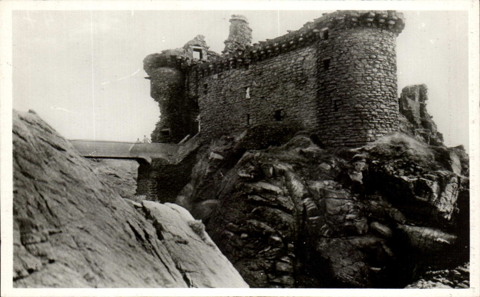 CPA Ile d'Yeu Le Vieux Chateau Construit En 1327 Par Olivier de Clisson