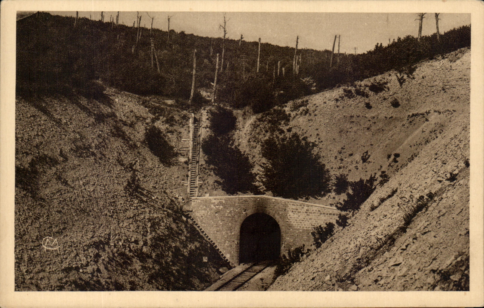 Tunnel de TAVANNES — Souterrain de 1.500 mètres — Édition Photo Verdun C.