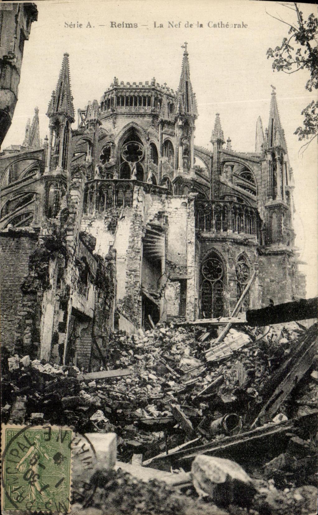Reims — La Nef de la Cathédrale — Série A