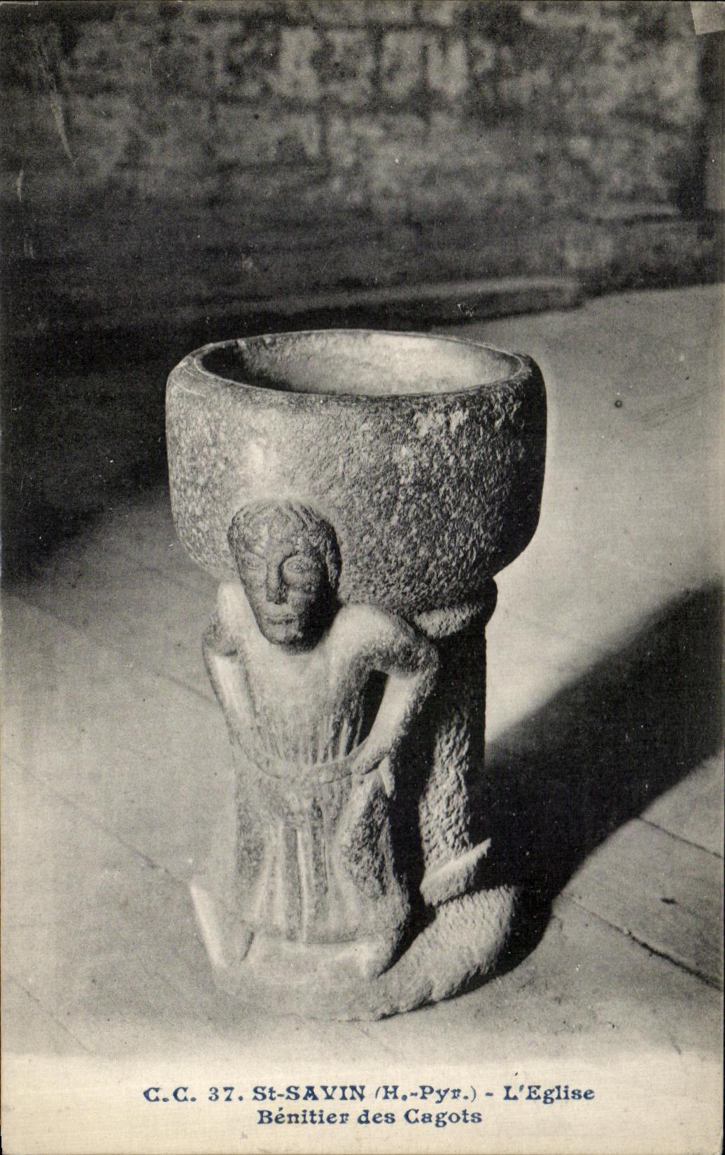 Bénitier des Cagots — St-Savin (H.-Pyr.) — C.C. 37