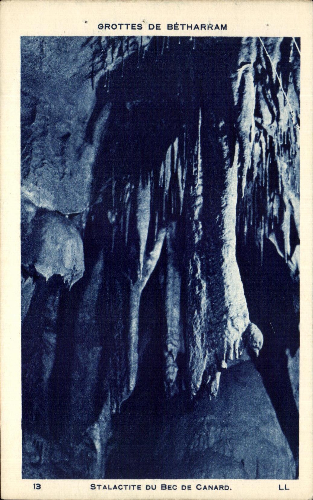 CPA Grottes De Betharram Stalactite Du Bec De Canard