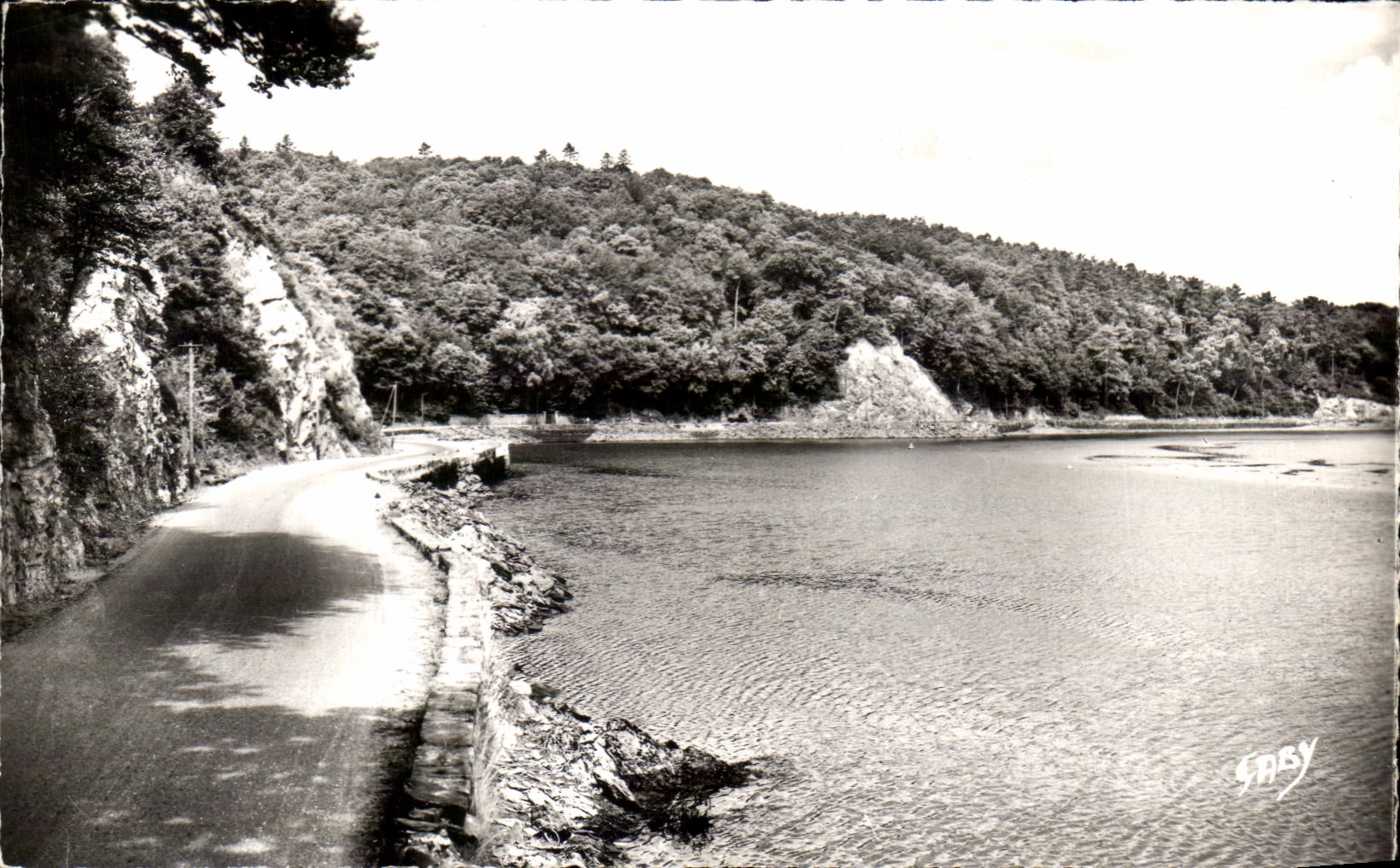 CPA Morlaix Les bords de la Riviere de Morlaix