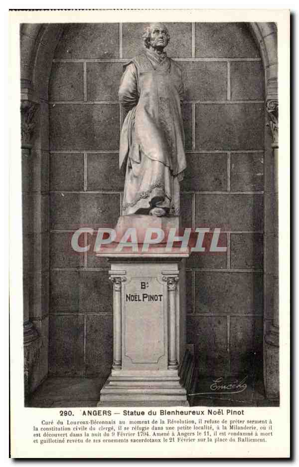 CPA Angers statue Du blenheureux Noel Pinot 