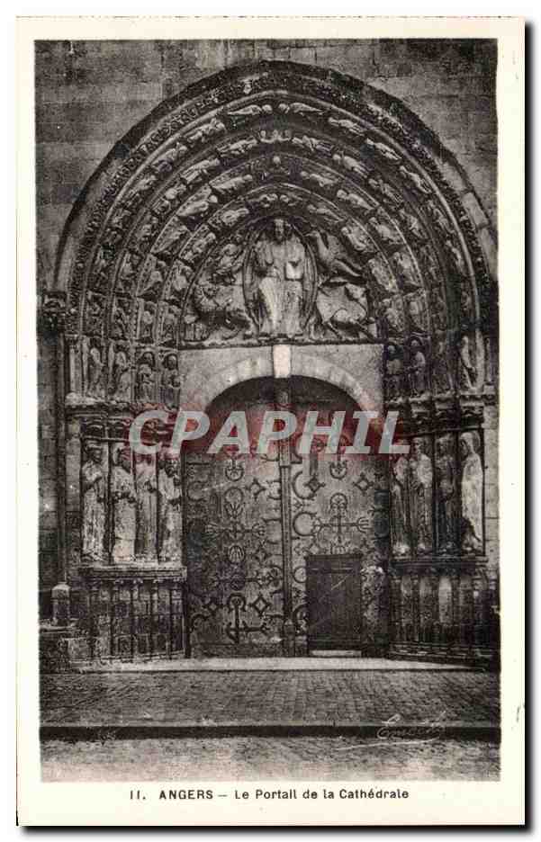 CPA Angers Le Portail De La Cathedrale