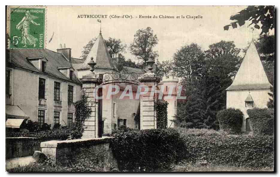 Autricourt (Côte-d'Or) — Entrée du Château et la Chapelle — Éditeur non visible