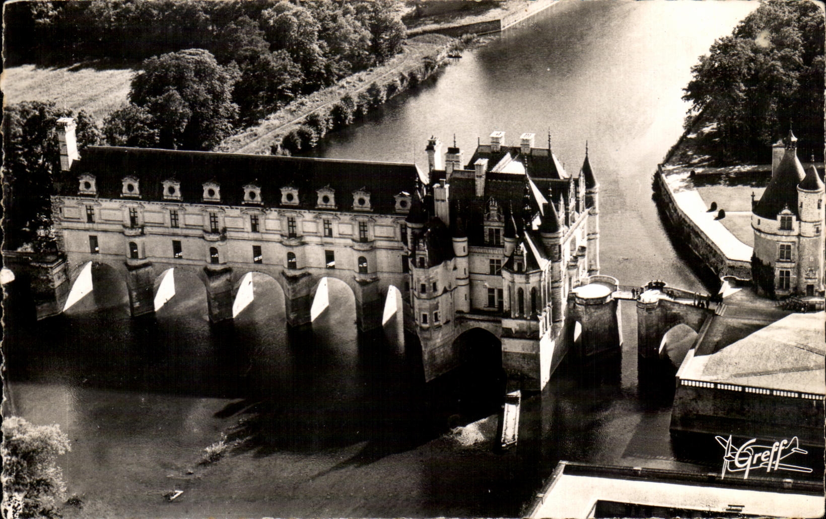 CPA Touraine Chateau De Chenonceaux Vue Aerienne Facade