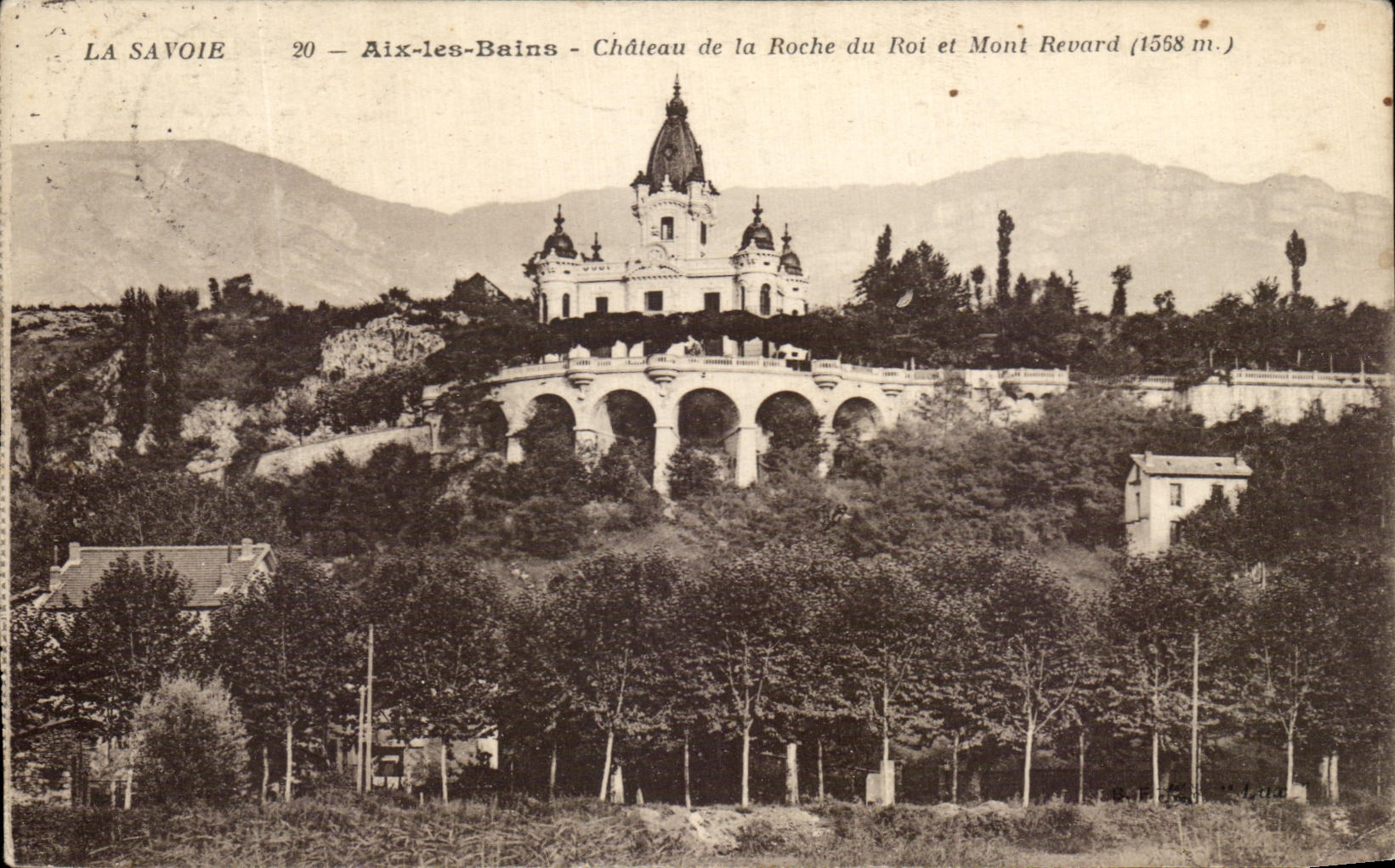 CPA Aix Les Bains Chateau de la Roche du Roi et Mont Revard