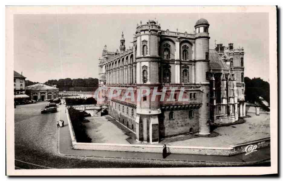 Saint-Germain-en-Laye — Le Château et les Fossés — éditeur C.A.P. n°277