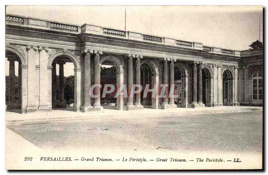 CPA Versailles Grand Trianon Le Peristyle 