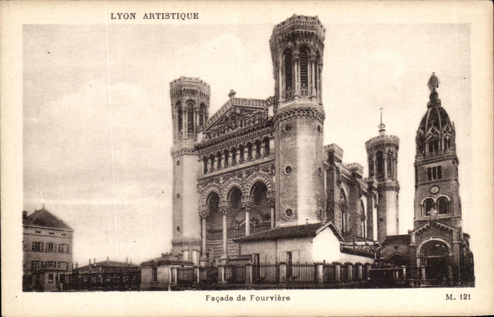 Façade de Fourvière — Lyon — Lyon Artistique, n° M. 121 - Recto