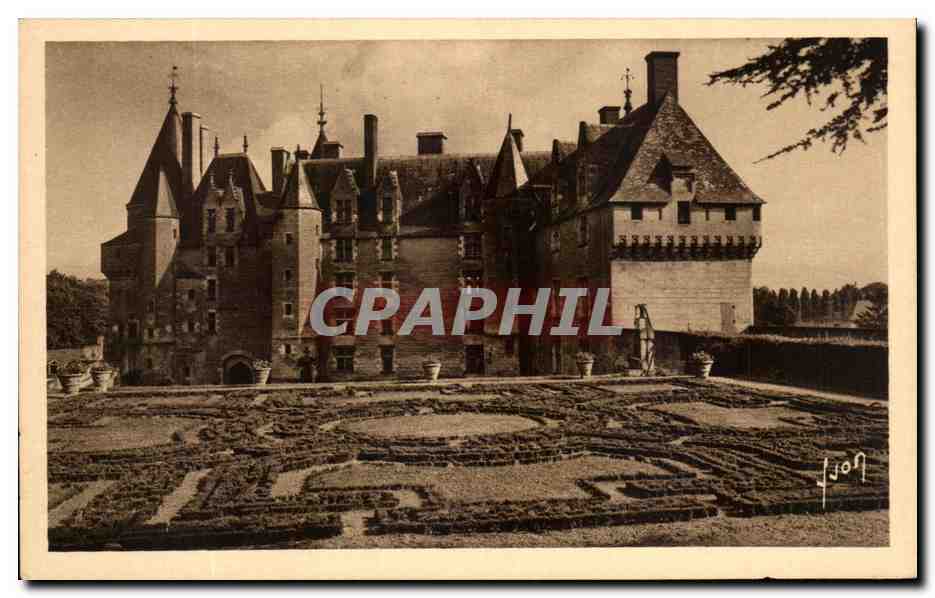 CPA Langeais Facade Interieur du Chateau