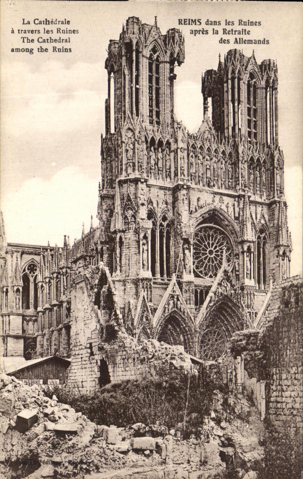 CPA La Cathedrale A Travers Les Ruines Militaria 