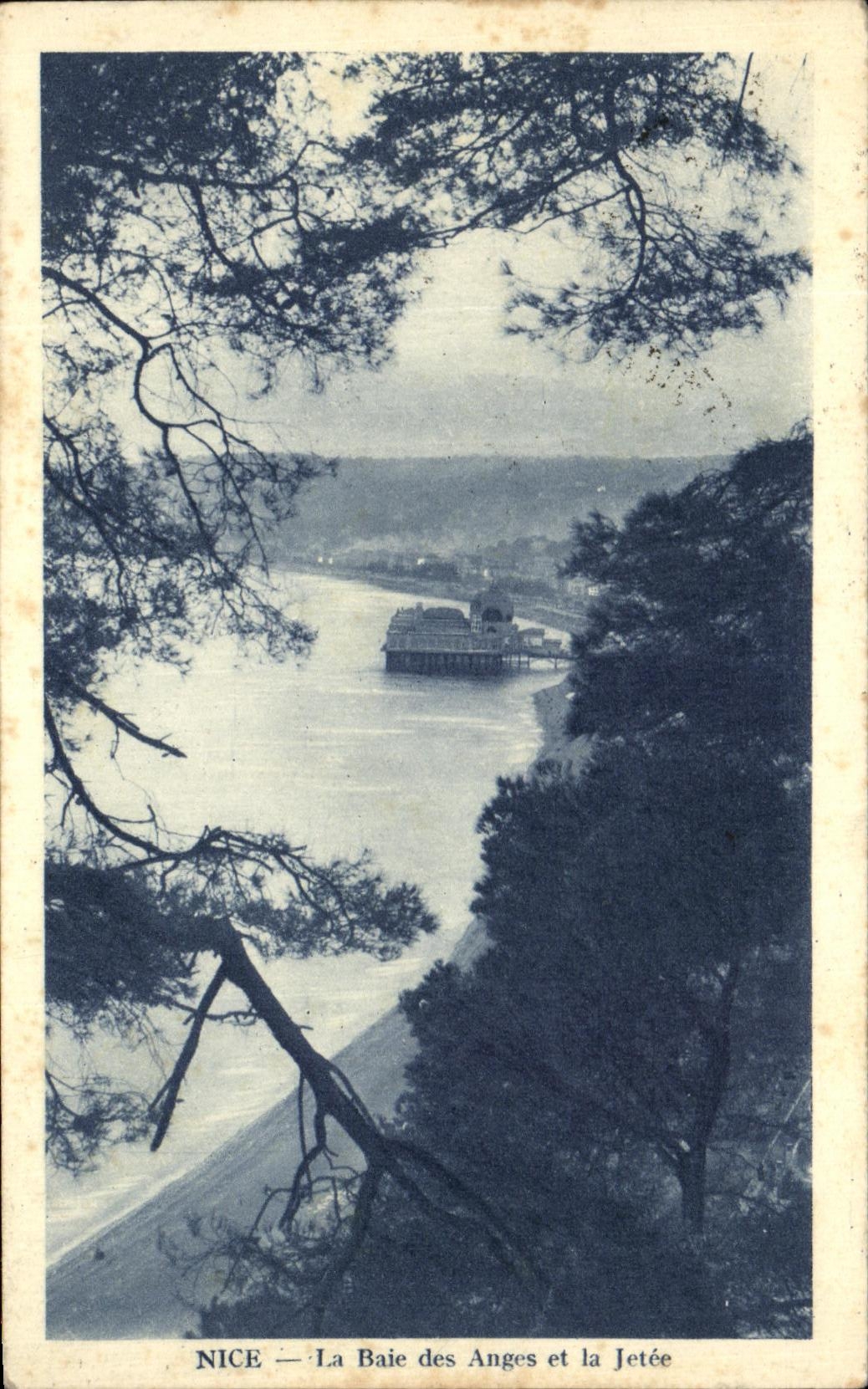 CPA Nice La Baie Des anges Et La Jetee
