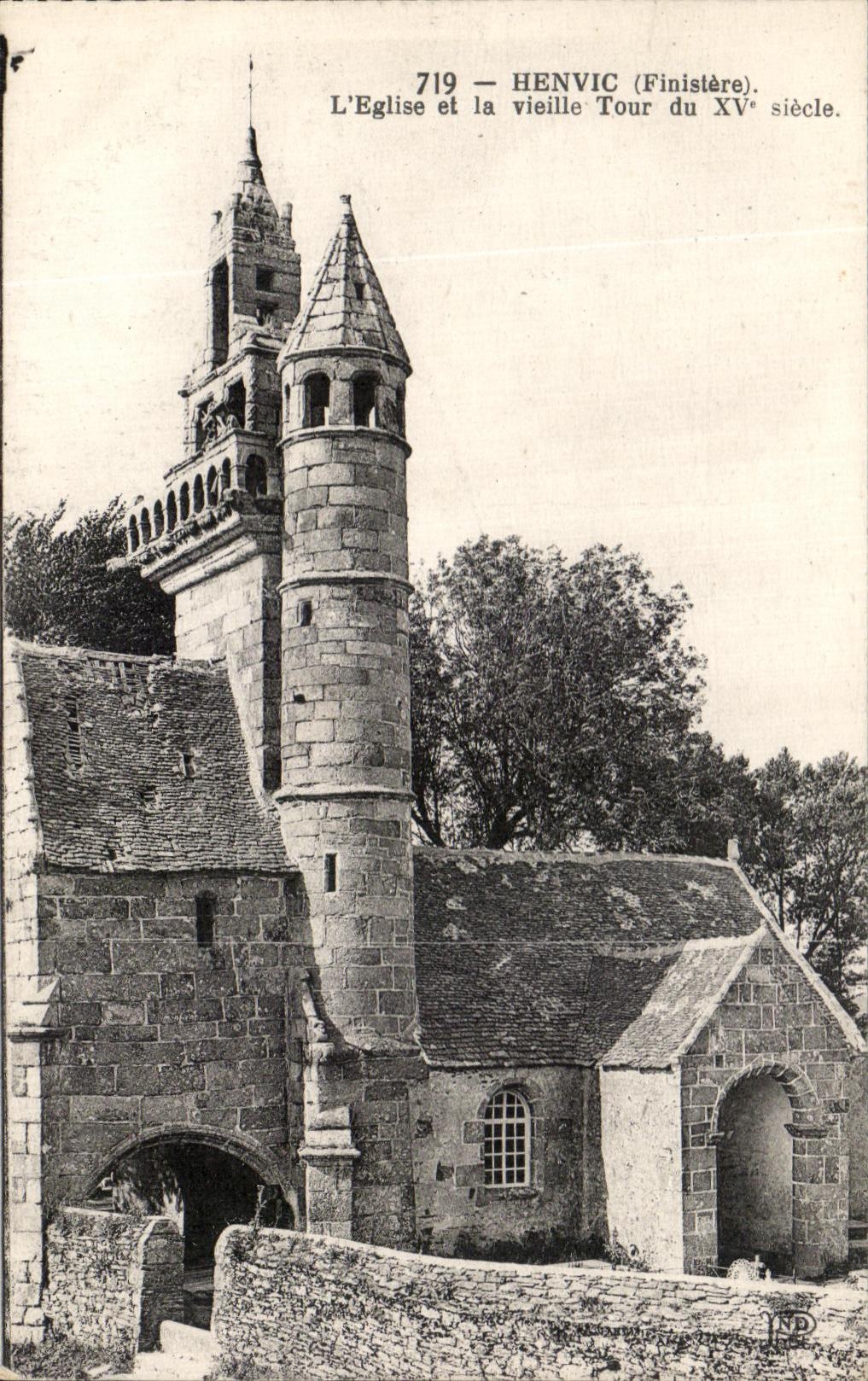 CPA Henvic L'Eglise Et La Vieille Tour Du 15eme