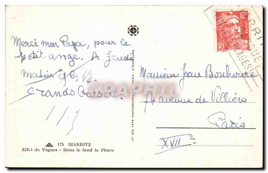 CPA Biarritz De Vagues Dans Le Fond Le Phare — Verso