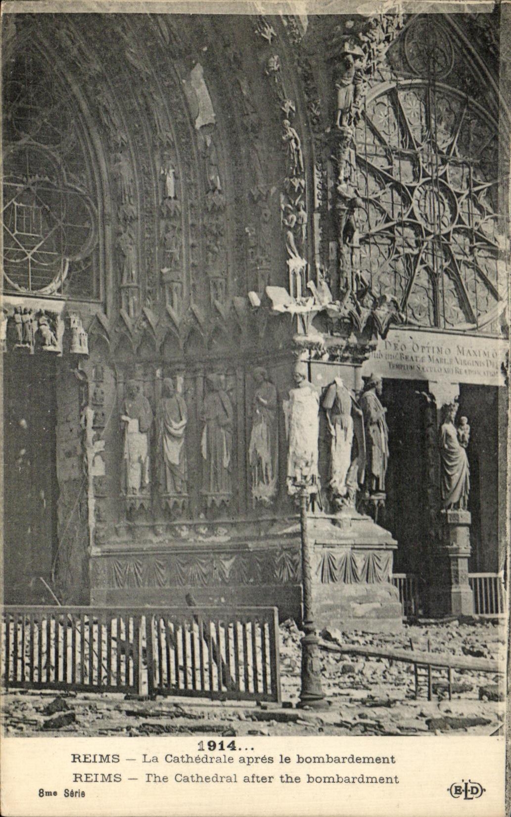 CPA Reims La Cathedrale Apres Le Bombardement Militaria