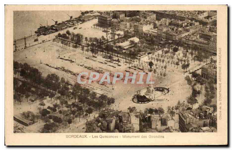CPA Bordeaux Les Quinconces Monument Des Girondins