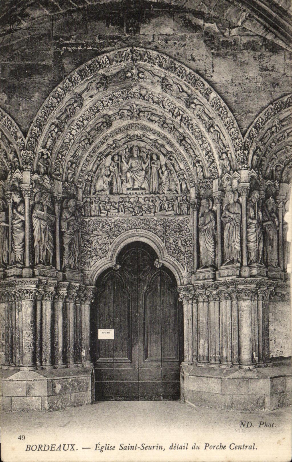 CPA Bordeaux Eglise Saint Seurin Detail Du Porche Central
