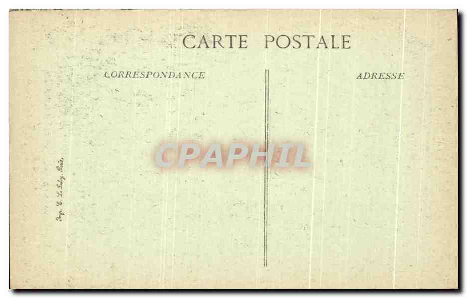 CPA Verdun bombarde Interieur de l'eglise de Belleville Militaria — Rückseite