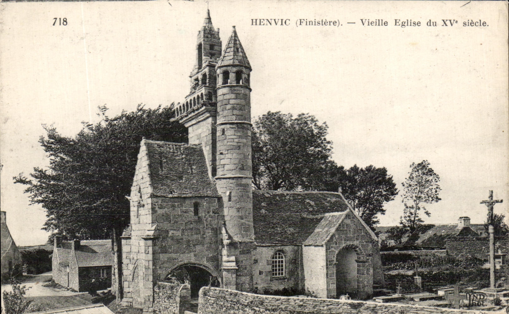 CPA Henvic Vieille Eglise Du 15eme