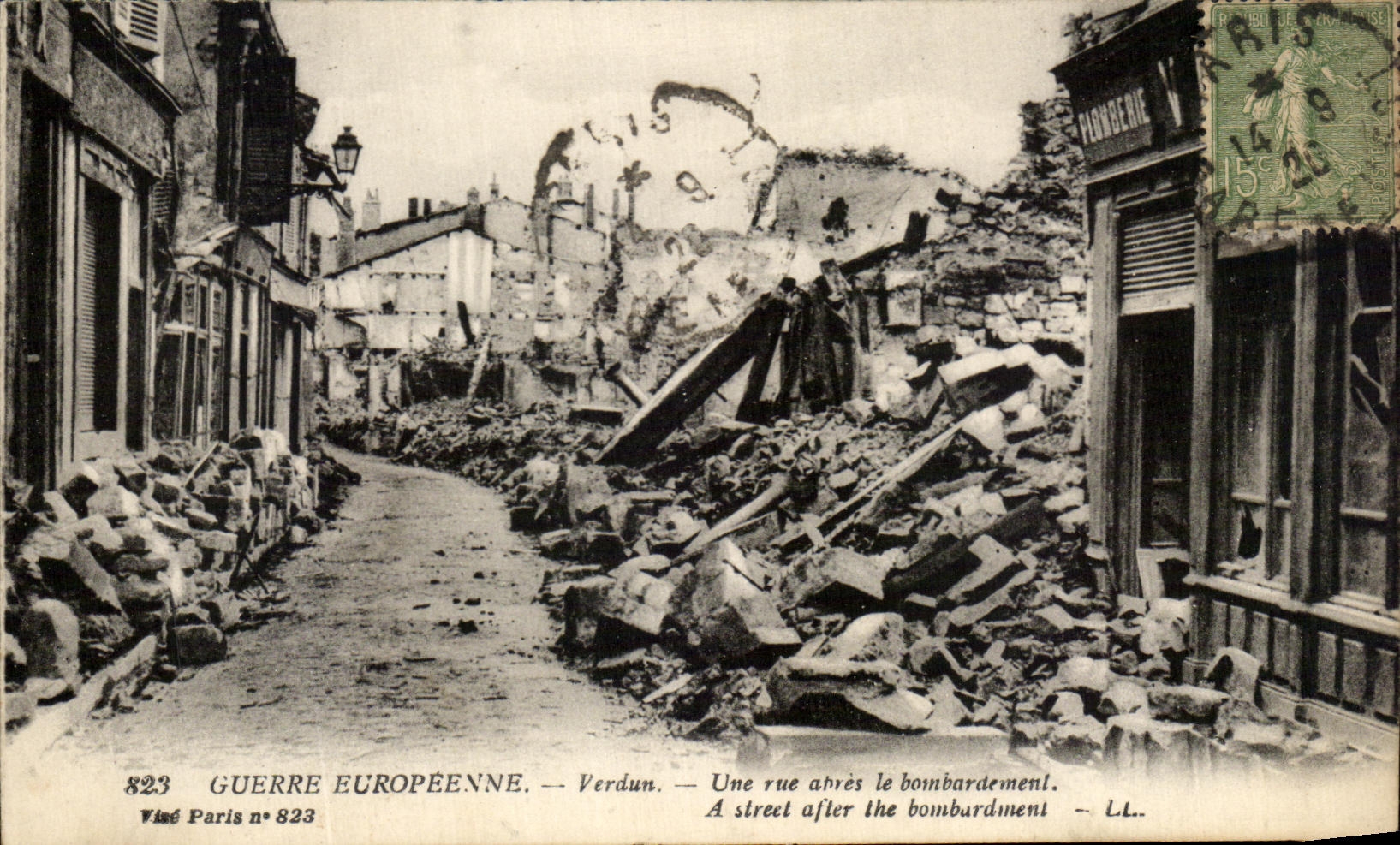 CPA Guerre Europeenne Verdun Une Rue Apres Le Bombardement Militaria plomberie 