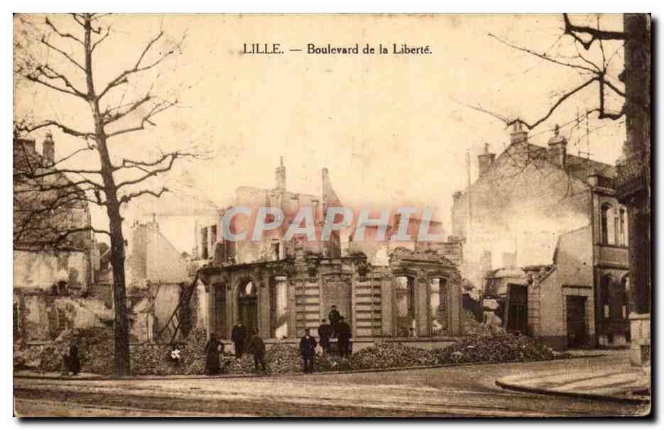 CPA Lille Boulevard De La Liberte Militaria