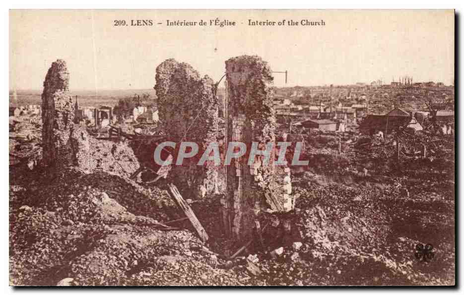 CPA Lens Interieur de I'Eglise Militaria