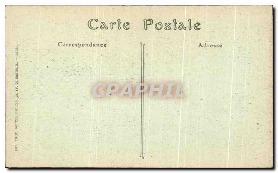 CPA Soissons La Cathedrale le Grande nef Militaria — Rückseite