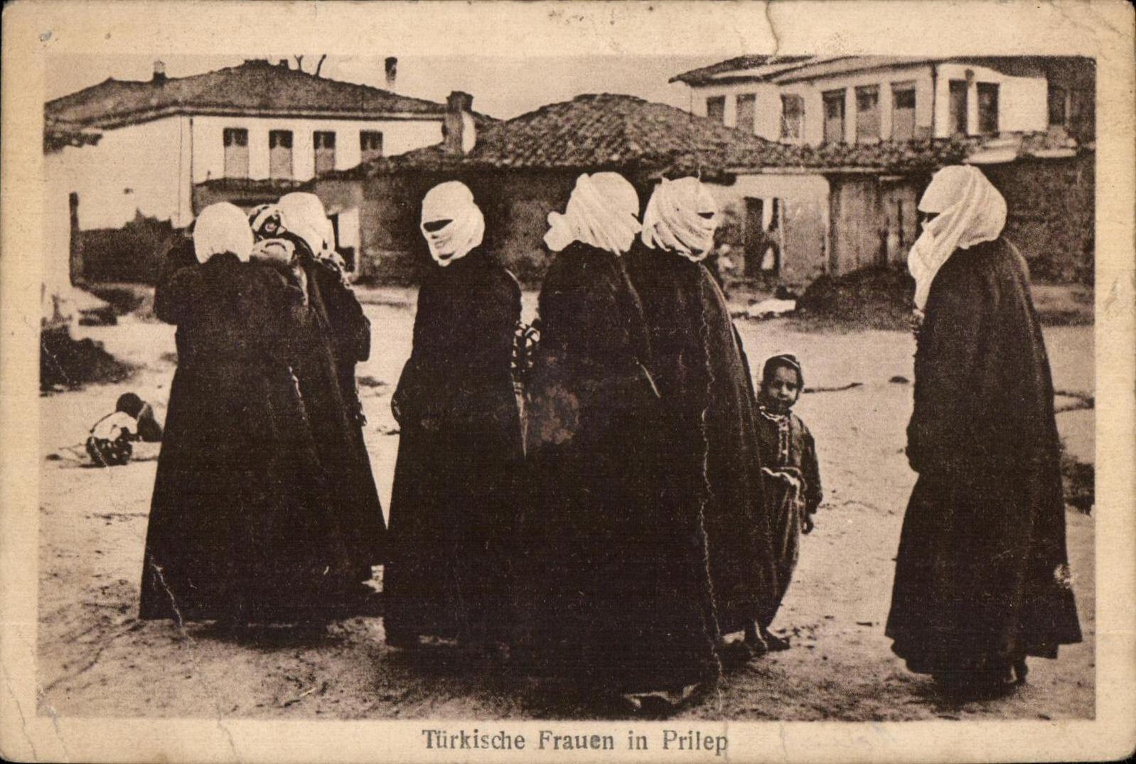 CPA Turkische Frauen in Prilep Turquie Folklore Cosutme