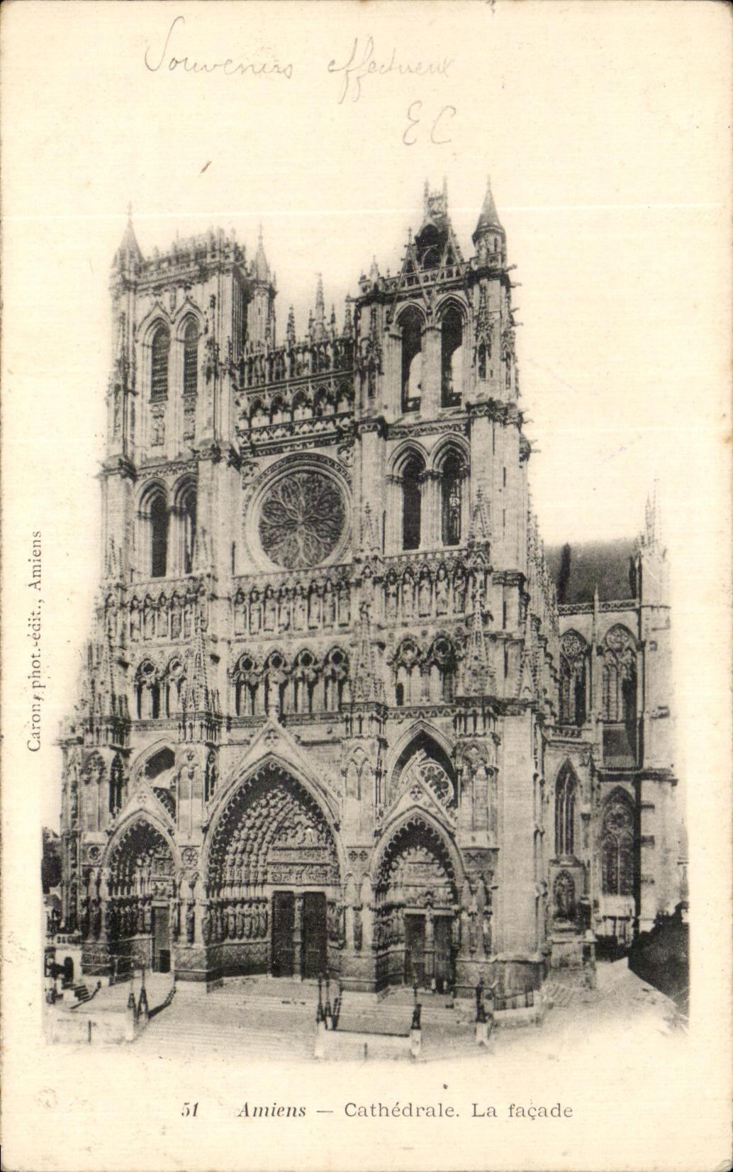 CPA Amiens Cathedrale La facade