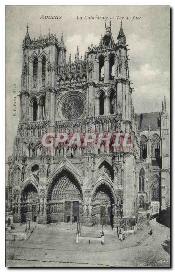 CPA Amiens La CAthedrale Vue de face