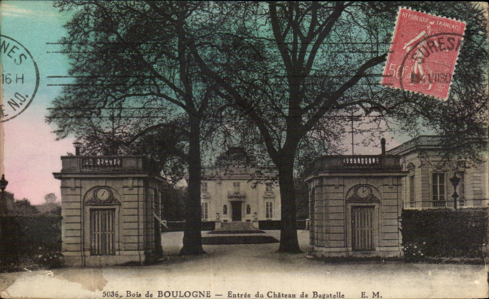 CPA Bois de Boulogne Entree du Chateau de Bagatelle
