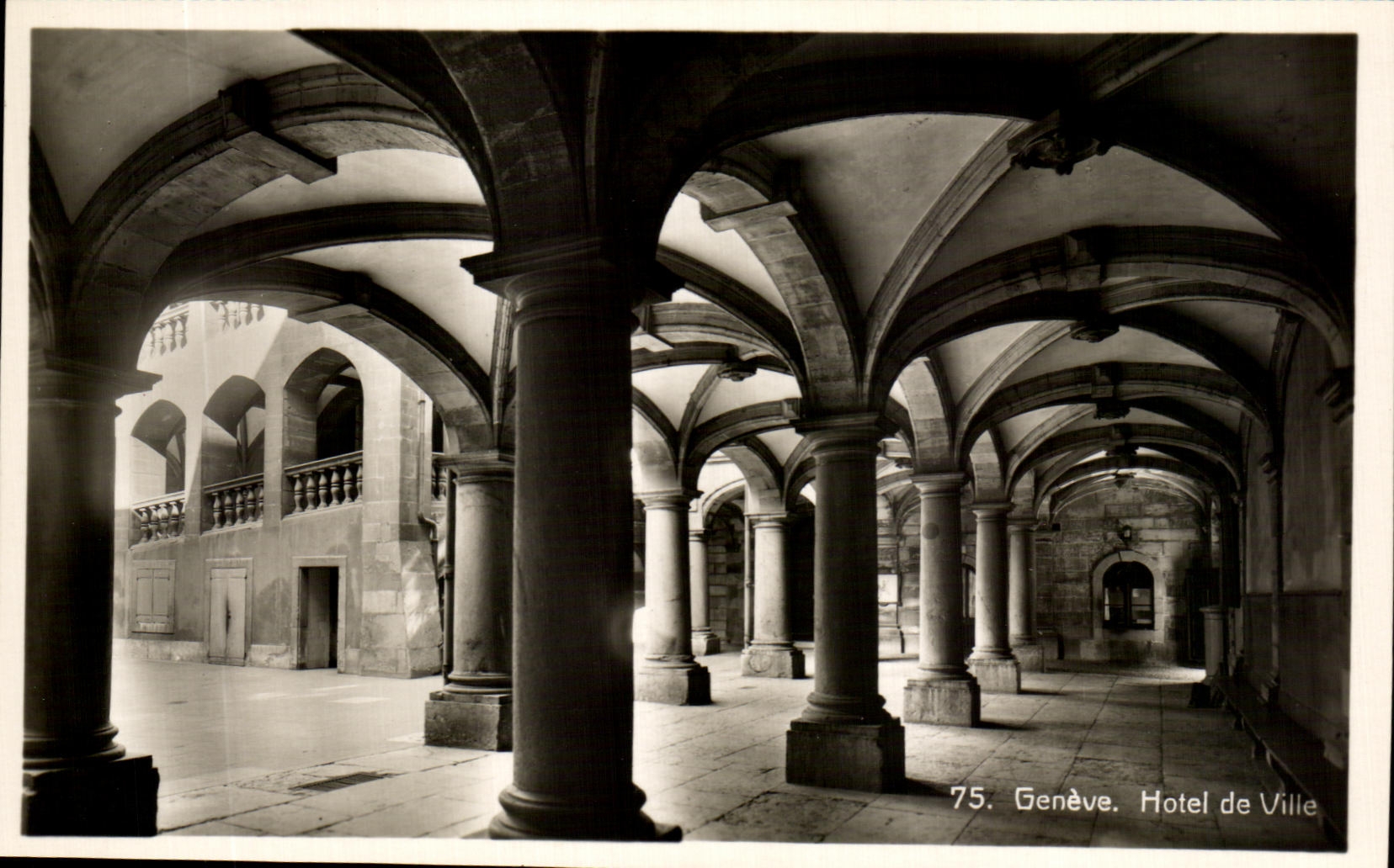 CPA Geneve Hotel de Ville