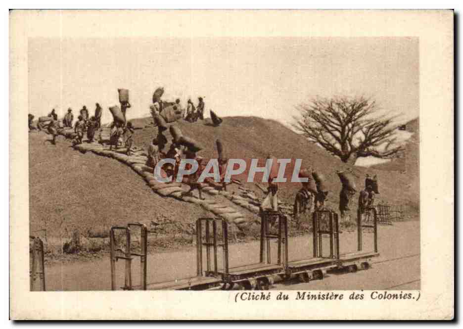 CPA Afrique Occidentale Francaise Porteurs Negres 